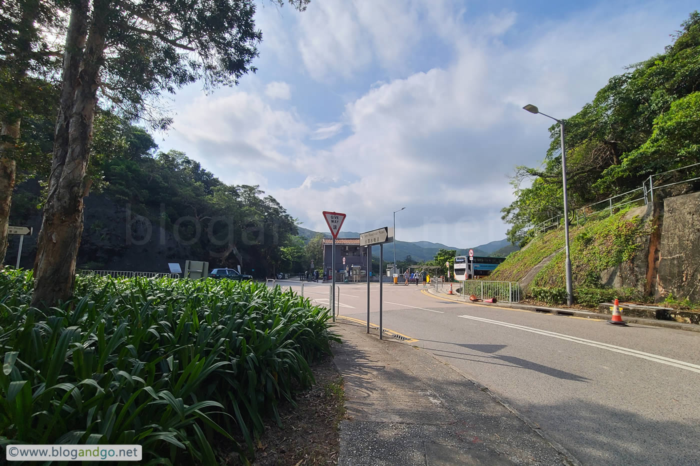 Tai Tam Cross-Roads